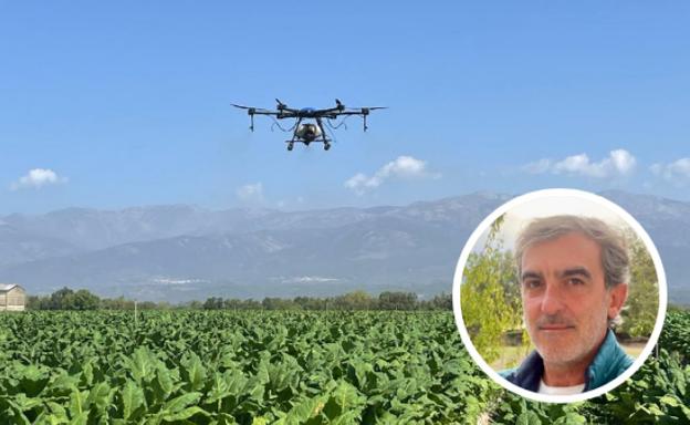 «El dron se va a convertir en un apero más para el agricultor»