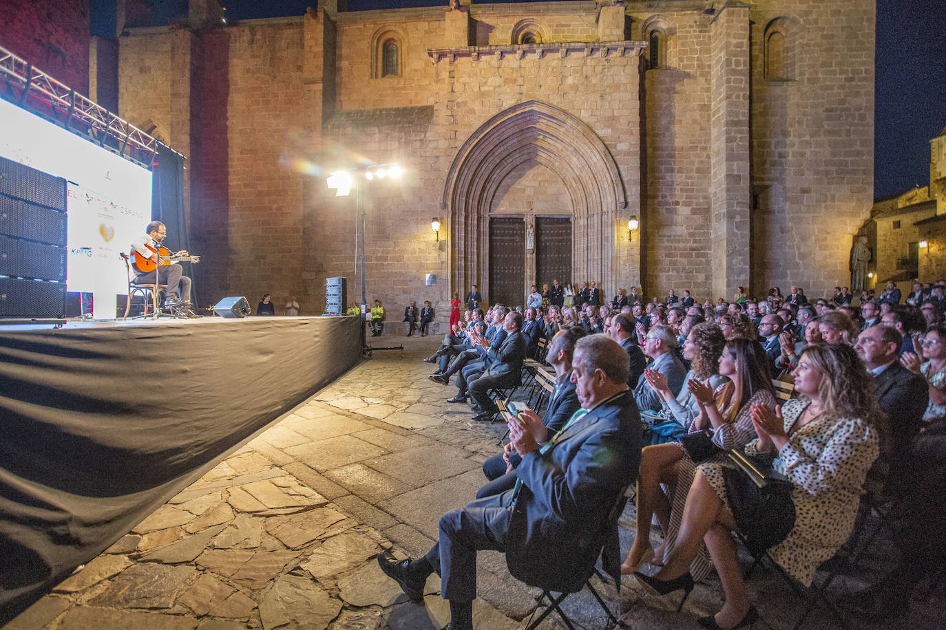 Cáceres, capital de las grandes empresas familiares del país