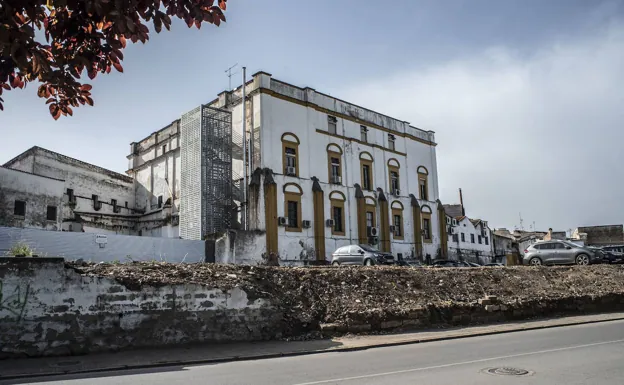 El Ayuntamiento de Badajoz ofrece 678.000 euros para adecentar el entorno del Palacio Godoy