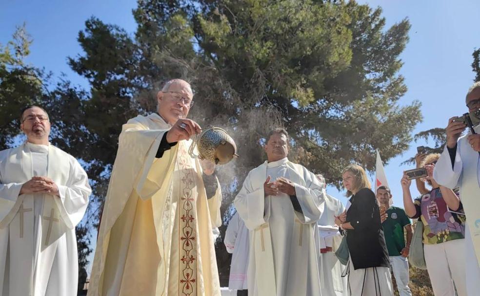 Primera piedra de la futura capilla a la Virgen de Guadalupe en Tierra Santa