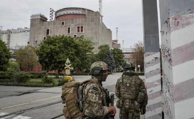 Los últimos bombardeos fuerzan de nuevo la desconexión de la central nuclear de Zaporiyia