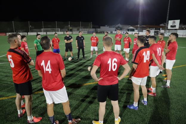 El Santa Amalia, ante la noche de su vida