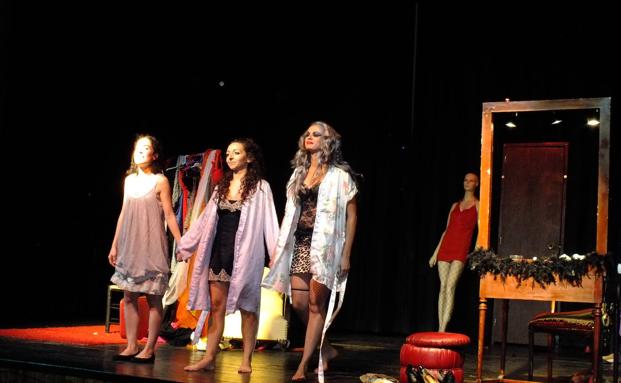 Arranca en Torrejoncillo el Certamen Nacional de Teatro Amateur 'Raúl Moreno Molero'