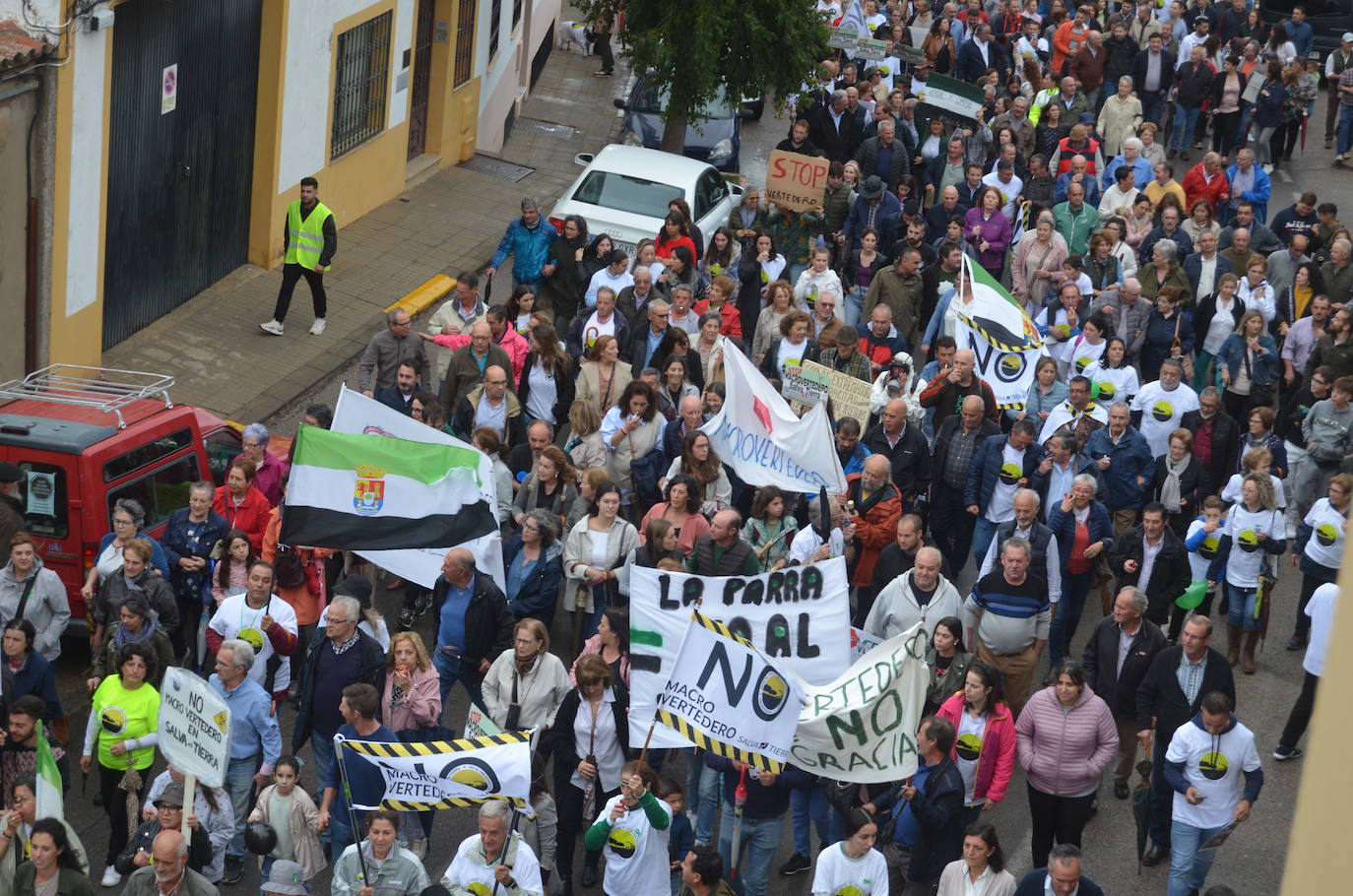 Salvatierra grita contra el macrovertedero