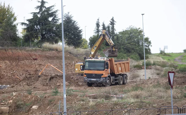 Retoman la obra del vial de Macondo en Cáceres tras la última inyección de 32.000 euros
