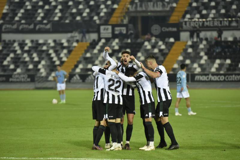 El Badajoz se reencuentra con la victoria ante el Celta B (1-0)