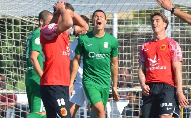 El Montijo noquea a un rival directo