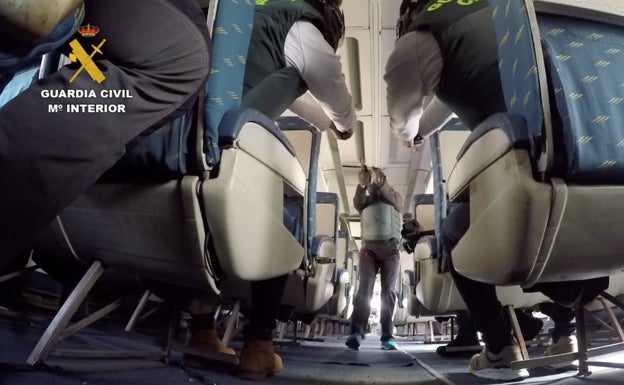 Los 'air marshall' españoles, guardias civiles de paisano en vuelos nacionales e internacionales