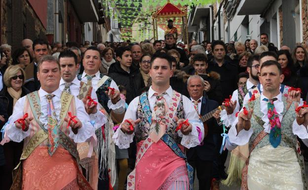 Los danzantes de San Antón de Peloche ya son de Interés Cultural