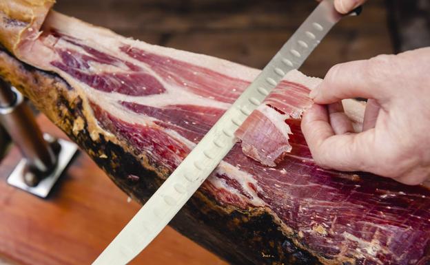 Cómo elegir un buen jamón y no perderse con las etiquetas