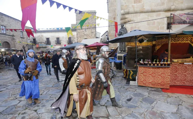 El Mercado Medieval de Cáceres espera superar los 150.000 visitantes