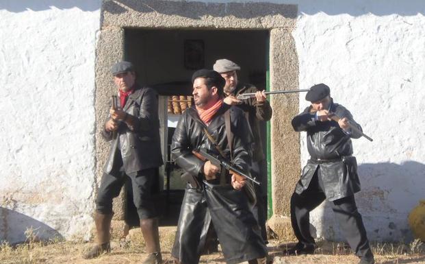 El Ateneo Popular acoge la película «La Guerra de los Malditos»