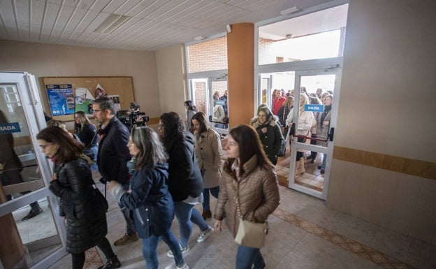 Qué ocurre cuando pulsas 'control+esc' y qué pasa si haces doble clic