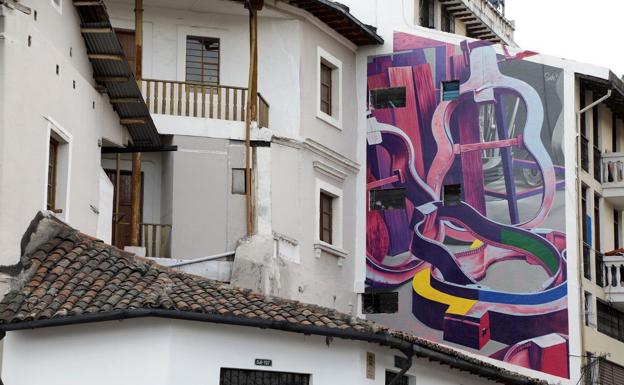 Los extremeños Míster Piro y Sojo dan color a Quito