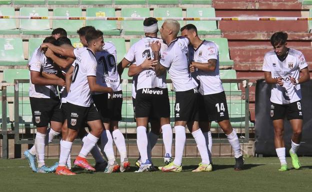A la venta las entradas para el Mérida-Alavés de Copa del Rey