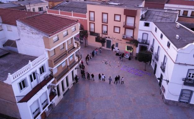 Calamonte celebró el Día Internacional de la Eliminación de la Violencia a la Mujer