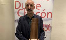 Jesús Carrasco recogió el XVII Premio Dulce Chacón de Narrativa Española
