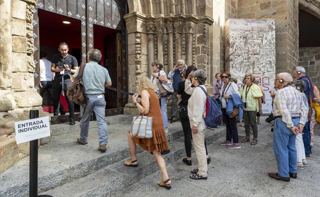 'Las Edades del hombre' eleva un 40% el turismo en Plasencia procedente de Madrid y Badajoz