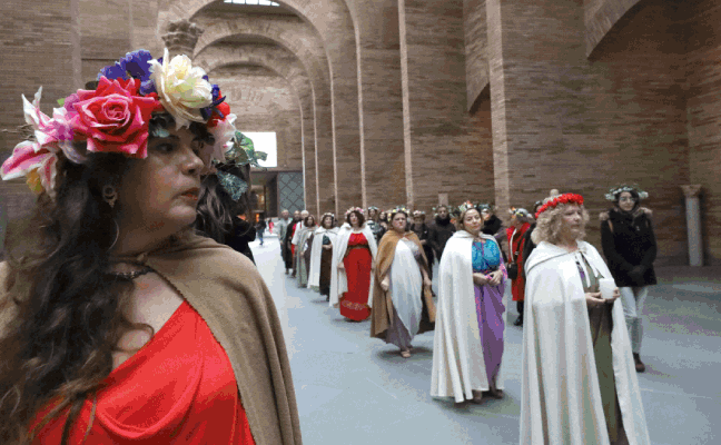 Planes en Extremadura: Villancicos y belenes se entremezclan con los ritos de Satvrnalia y los musicales infantiles