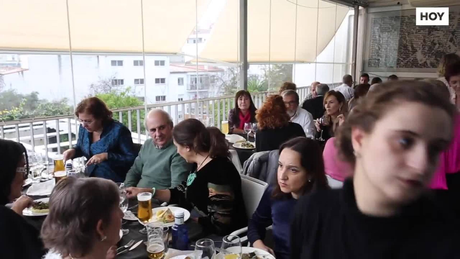 La gran semana de las comidas navideñas abarrota restaurantes y bares de ‘tardeo’ en Cáceres