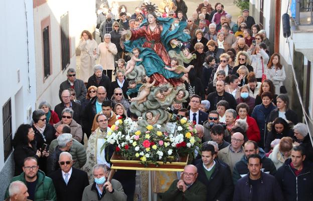 La Virgen de La Asunción vuelve a Serradilla