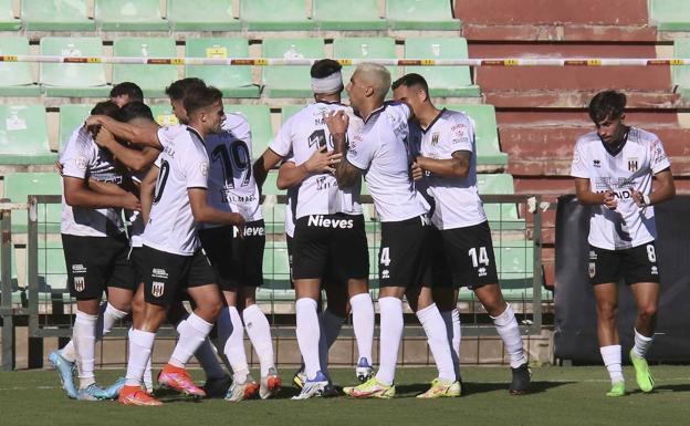 Sigue en directo | Se adelanta el Alavés en el Romano