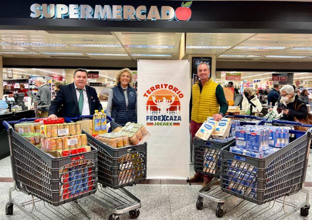 Los cazadores extremeños muestran su lado más solidario y donan piezas de caza menor