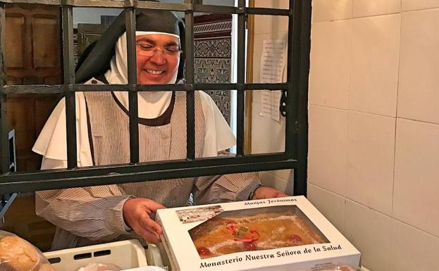 Una plaza y un convento