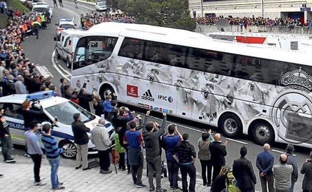 El Real Madrid viajará en autobús a Cáceres