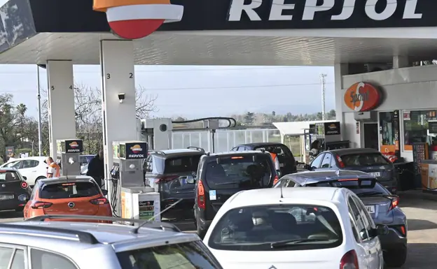 Las gasolineras del Valle del Jerte vuelven a tener combustible