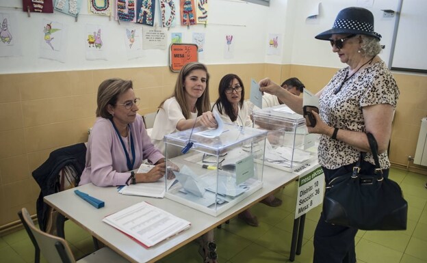 Más de 30.000 extranjeros pueden votar en las municipales en la región