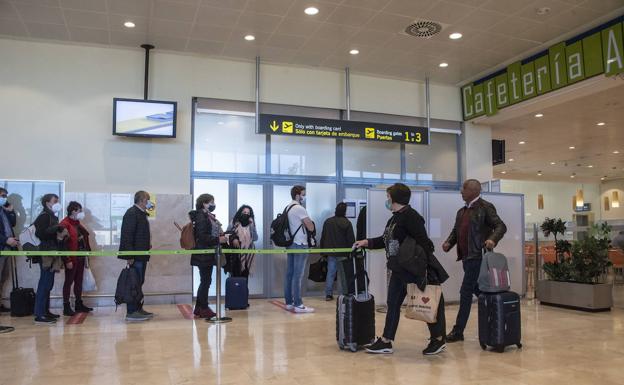 El aeropuerto de Badajoz roza cifras previas a la pandemia, con 65.564 pasajeros en 2022