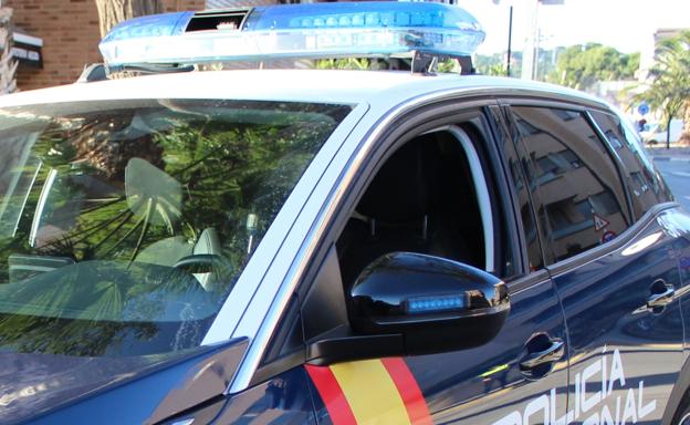 Dos detenidos por robar 7.000 euros a un joven en Mérida a punta de cuchillo