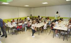 La mitad de los colegios públicos de Cáceres siguen pagando por el comedor