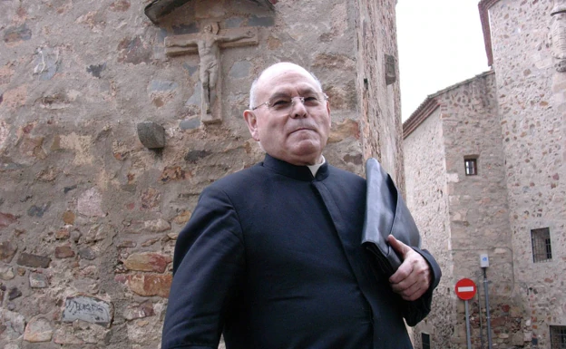 Muere a los 88 años el Padre Arturo, de la Casa de la Misericordia de Alcuéscar