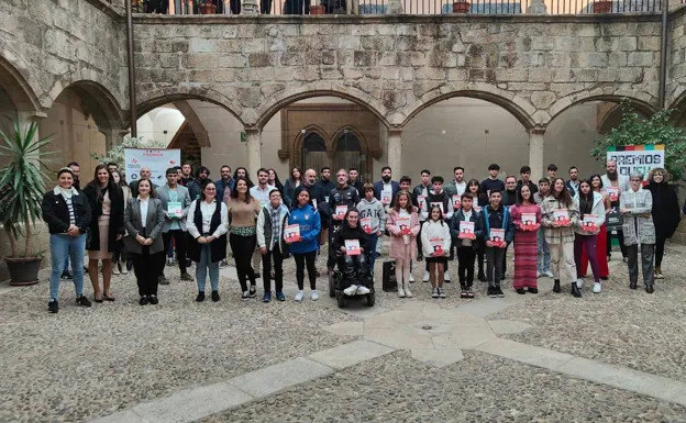 Entregados los Premios Diputación Contigo en Cáceres