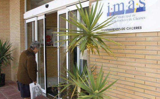 Cáceres rectificará una convocatoria para psicólogo que no pedía la formación necesaria