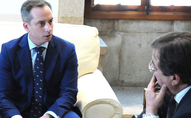 «Es una magnífica noticia sacar los perros de caza de la ley de bienestar animal. Vara ha tenido mucho que ver»