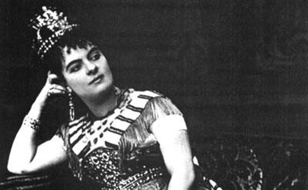 El orinal de Alfonso XII en Cáceres y la Bárbara Rey del siglo XIX