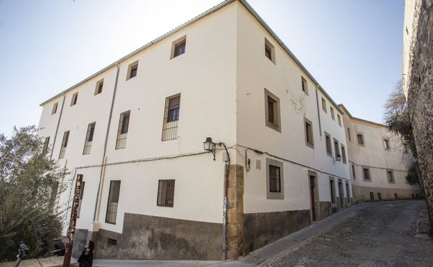 El Ayuntamiento de Cáceres ultima la compra del antiguo edificio de las Trinitarias