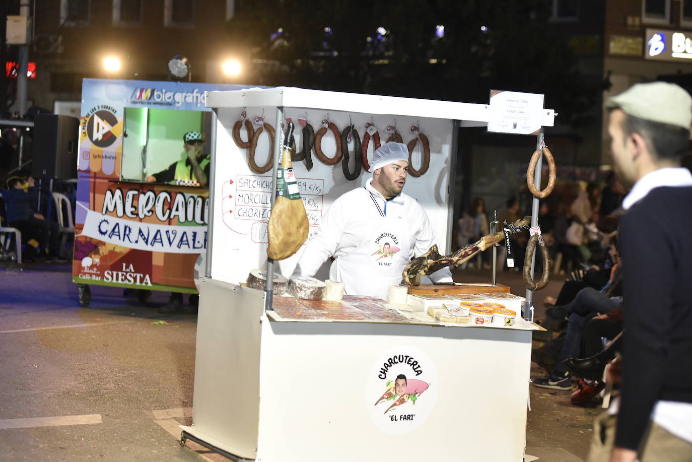 Carnaval de Badajoz | Los Grupos Menores también ambientaron el desfile