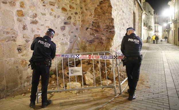 La cofradía de la Soledad de Cáceres pide arreglar rápido la ermita para tenerla lista en Semana Santa