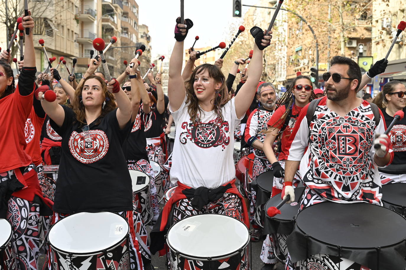 Badajoz | San Roque acoge el tradicional Entierro de la Sardina y el desfile de comparsas del martes de Carnaval