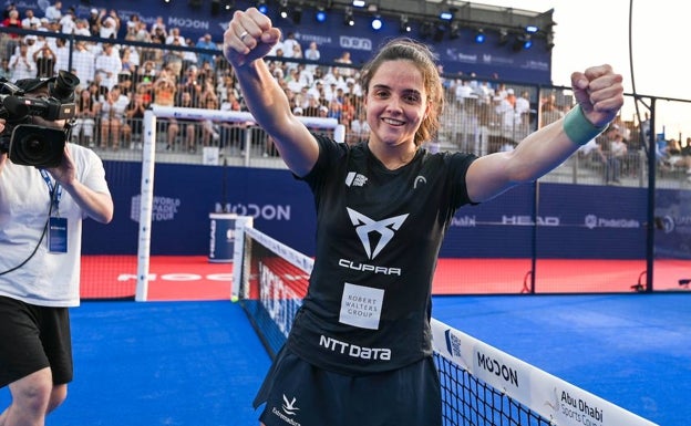 Paula Josemaría y Ariana Sánchez golpean primero