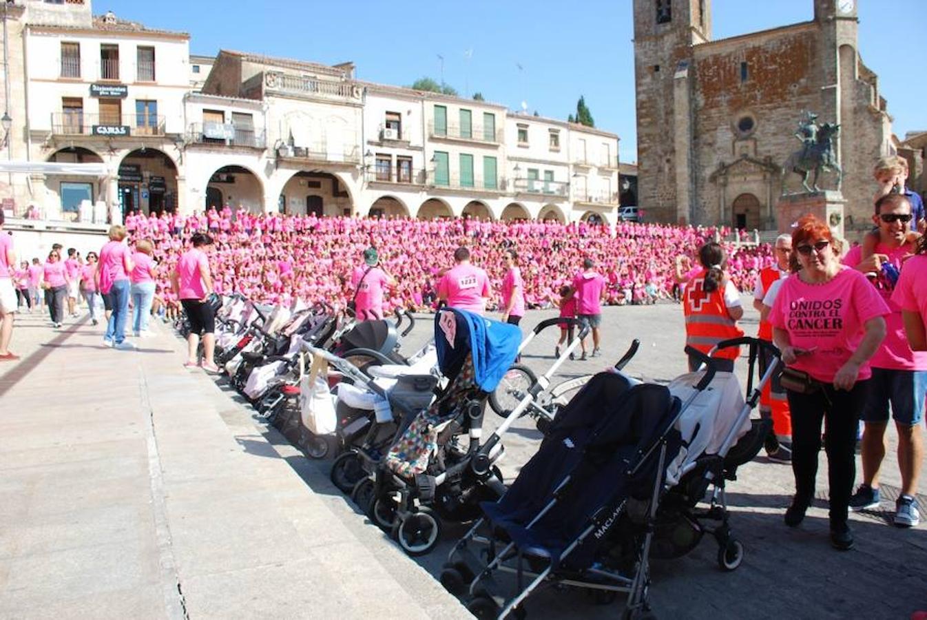 Marcha contra el cáncer en Trujillo