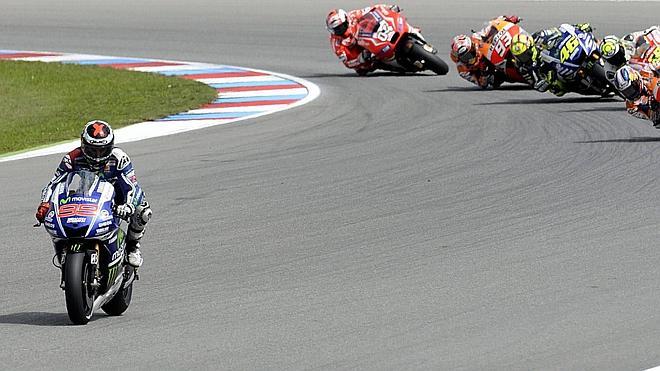 Lorenzo y Yamaha afinan el diapasón para Silverstone