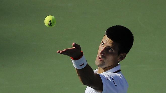 Djokovic, Murray, Tsonga y Robredo siguen adelante