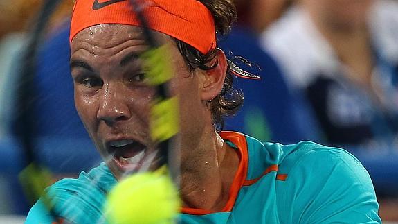 Nadal reaparece con una severa derrota