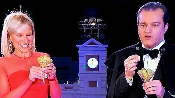 Ramón García y su capa arrasan en las campanadas