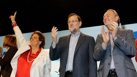 Rajoy alerta contra los «adanes» que quieren retornar a la España de 2011